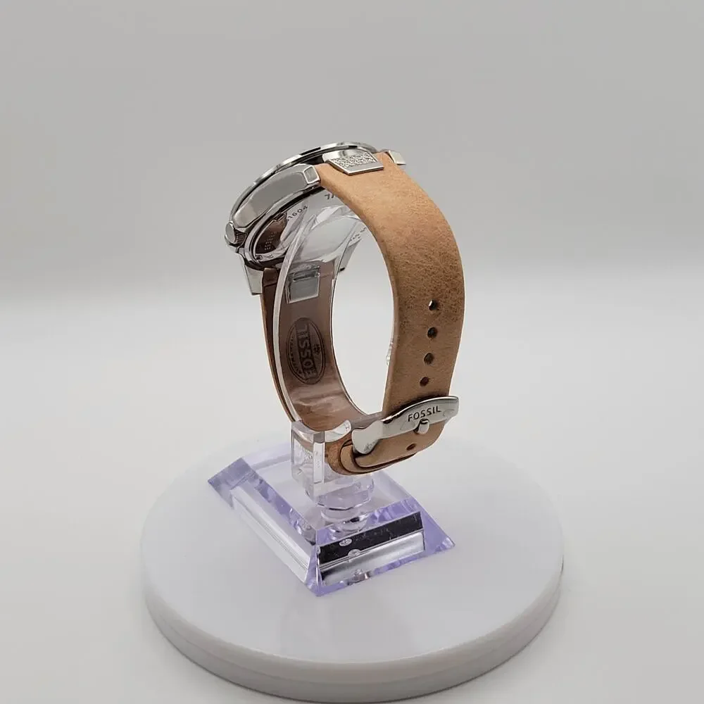 Fossil ES-3889 Womens Watch Crystal Bezel Silver Dial Tan Leather Strap New Batt
